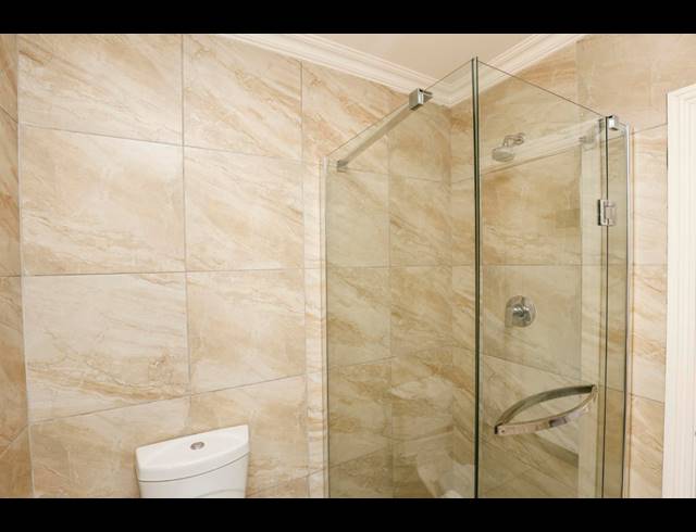 2 BEDROOM APARTMENT FOR SALE IN IZINGA ESTATE
